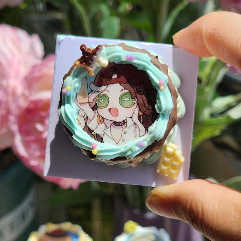 Identity V Character Clay Cake – Photography Game Bewertung und Preis
