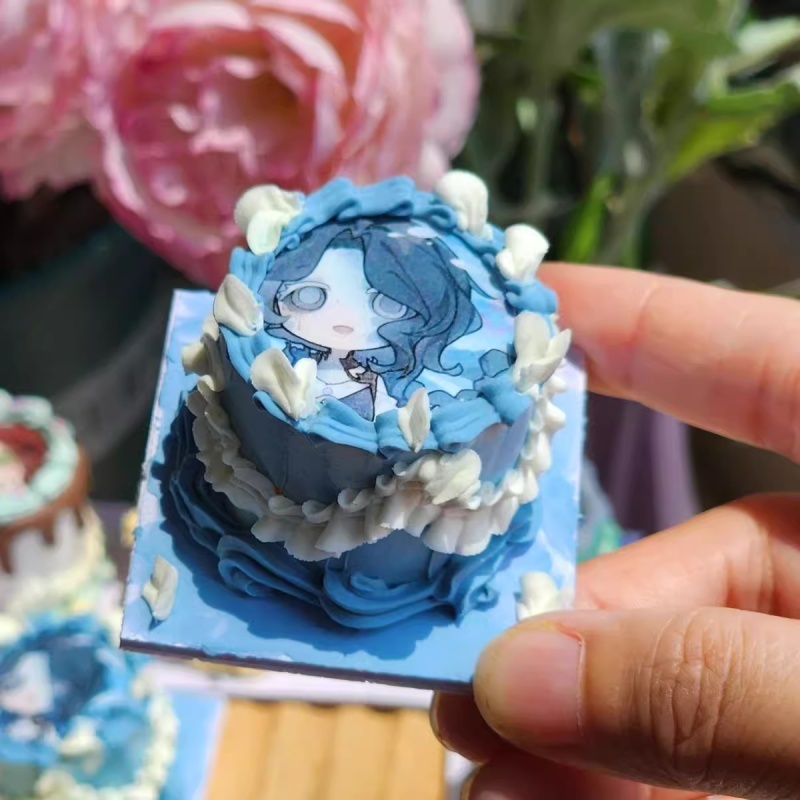 Identity V Character Clay Cake – Photography Game Bewertung und Preis