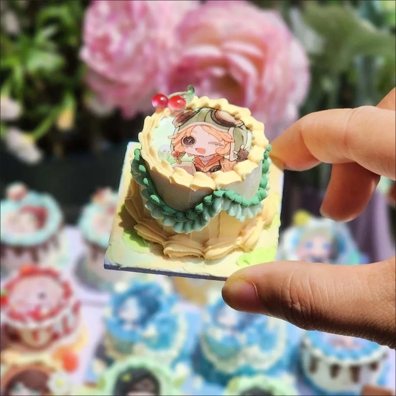 Identity V Character Clay Cake – Photography Game Bewertung und Preis